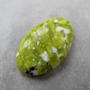 Lizardite Norway, large cabochon No. 04