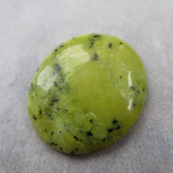 Lizardite Norway, large cabochon no. 06