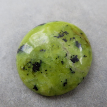 Lizardite Norway, large cabochon no. 014