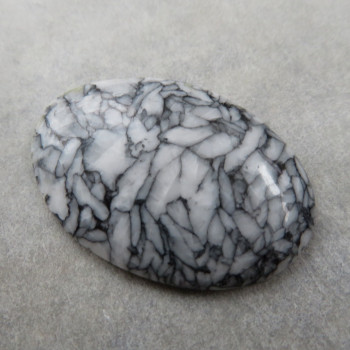 Krystalický magnezit-Pinolit, Rakousko,kabošon č.2