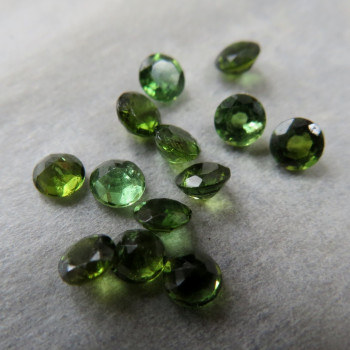 Verdelite, green faceted, lighter 3.5 mm