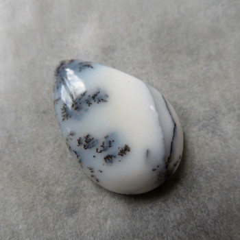Dendritic opal, No. 02