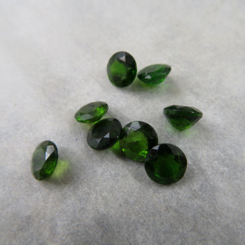 Faceted chromium diopside, 6 mm