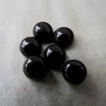 Onyx mini kabošon kulatý -  7 mm, 1ks
