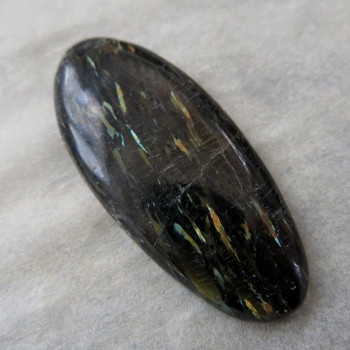 Nuummite, Greenland, cabochon no.1