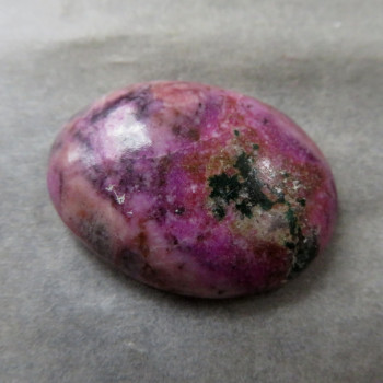 Cobaltocalcite in Congo rock, cabochon no. 11