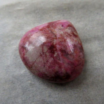 Cobaltocalcite in Congo rock, cabochon no. 15