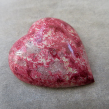 Thulite, Norway, cabochon no.2