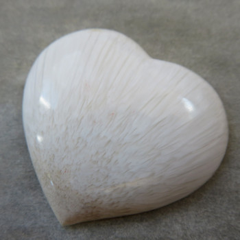 Scolecite, heart cabochon no.1