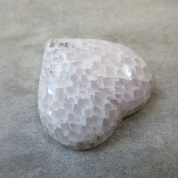 Scolecite, heart cabochon no.5