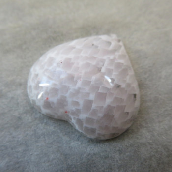 Scolecite, heart cabochon no.7
