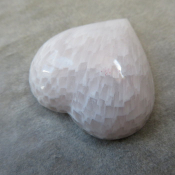 Scolecite, heart cabochon no.8