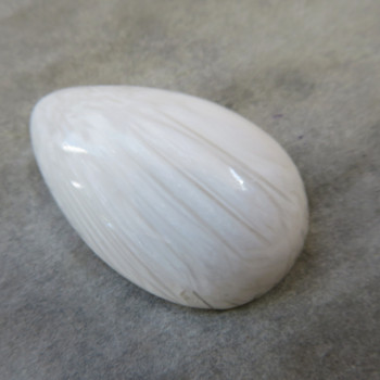 Scolecite, cabochon no.14