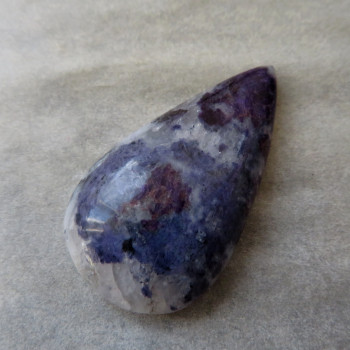 Violán Italy, cabochon no.3