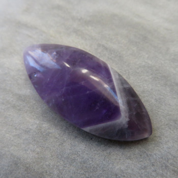 Chevron Amethyst Zambia, cabochon no.10