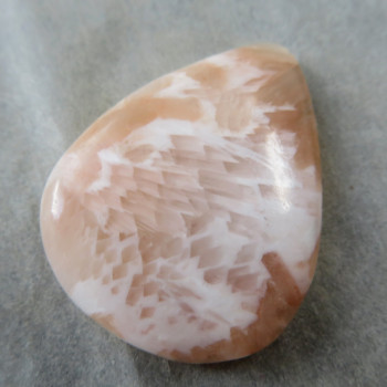 Stilbite with Scolecite cabochon no.08