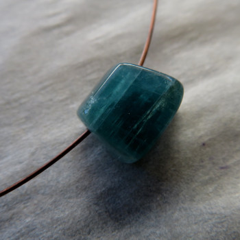 Tourmaline, indigolite, drilled T10