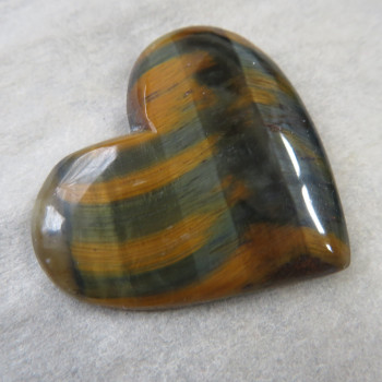 Hawk/Tiger Eye South Africa, heart cabochon no.01