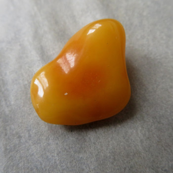 Natural Amber, Lithuania, honey no. 12