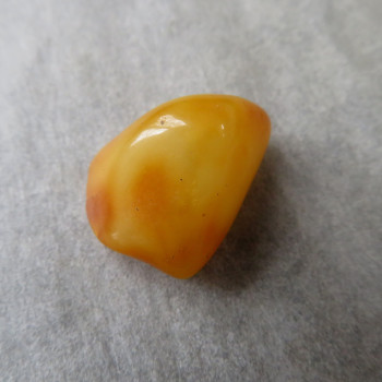 Natural Amber, Lithuania, honey no. 18