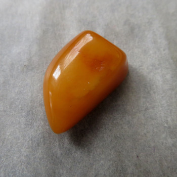 Natural Amber, Lithuania, honey no. 23