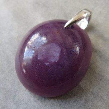 Indian ruby, pendant no.R2