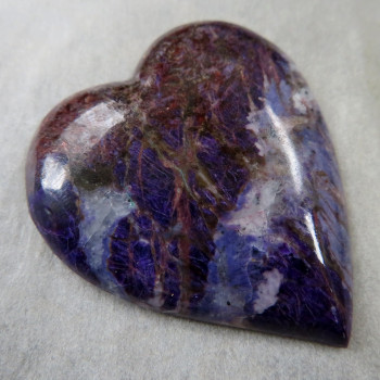 Violán Italy, cabochon-heart no.1