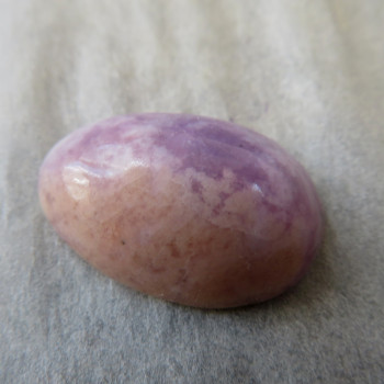 Lepidolite, Brazil, cabochon no.03
