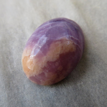 Lepidolite, Brazil, cabochon no.04