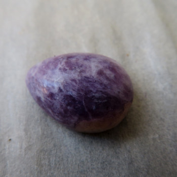 Lepidolite, Brazil, cabochon no.015