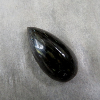 Nuummite, Greenland, cabochon no.3