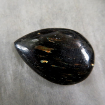 Nuummite, Greenland, cabochon no.7