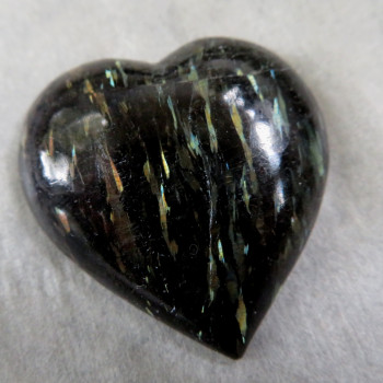 Nuummite, Greenland, cabochon no.8