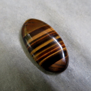 Tiger's eye, cabochon no.03