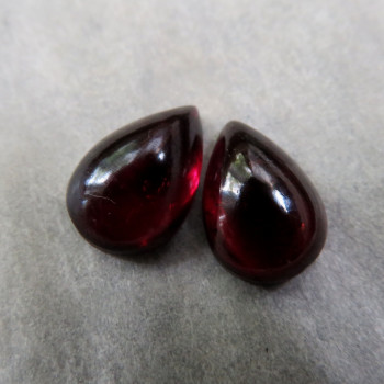 Garnet Almandine 12x8mm, pair no.B3