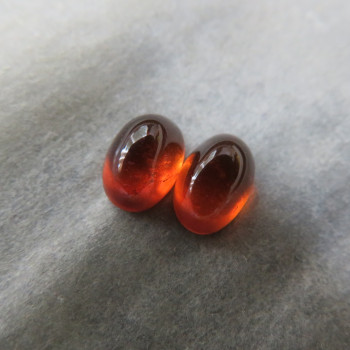 Granát hessonit Tanzánie, 6x4 mm, pár H5