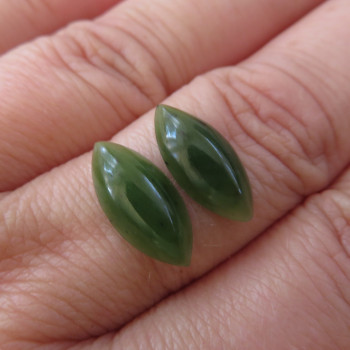 Jade, pair 15x10mm