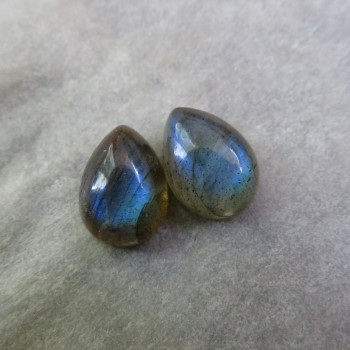 Labradorite extra, 10x7mm, pair LK 05