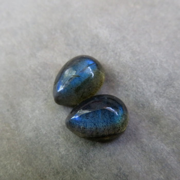 Labradorite extra, 10x7mm, pair LK 07