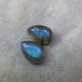 Labradorite extra, 10x7mm, pair LK 08