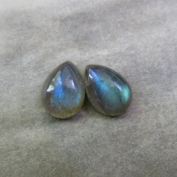 Labradorite extra, 10x7mm, pair LK 015