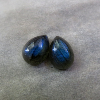 Labradorite extra, 10x7mm, pair LK 016