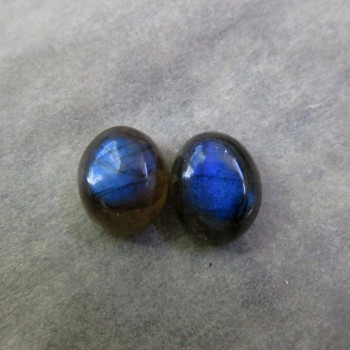 Labradorite extra, 10x8mm, pair LK 030