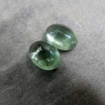 Kyanit zelený , 7x5 mm  pár č. KZ.3