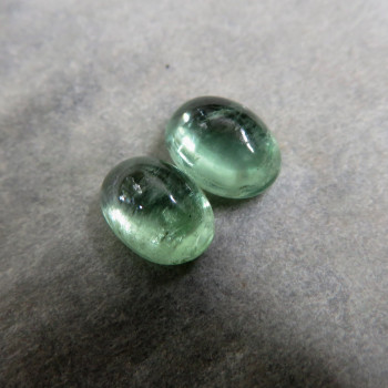 Kyanit zelený , 7x5 mm  pár č. KZ.4