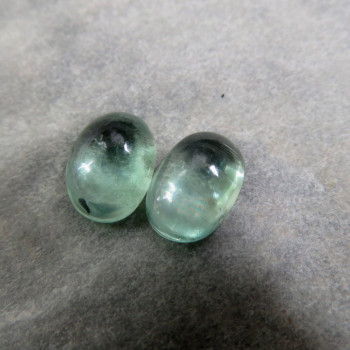 Kyanit zelený , 7x5 mm  pár č. KZ.12