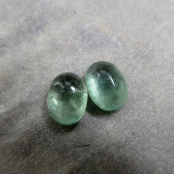 Kyanit zelený , 7x5 mm  pár č. KZ.13