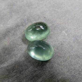 Kyanit zelený , 7x5 mm  pár č. KZ.15
