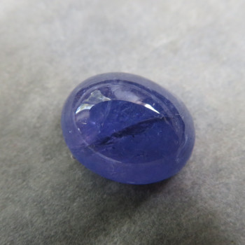 Tanzanite, cabochon no.1