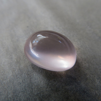Rose quartz, extra clear, cabochon no.4